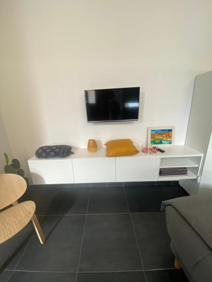 Fashionhouse Bed & Breakfast La Spezia Bagian luar foto