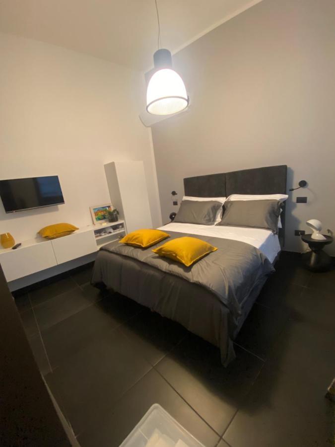 Fashionhouse Bed & Breakfast La Spezia Bagian luar foto